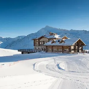 ***** Otel Sunny Valley Mountain İtalya